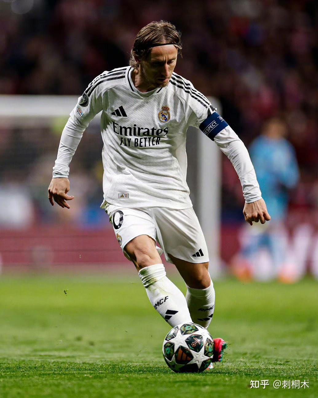 巴顿：今年的联赛第六含金量超过去年；希望有更多新人顶上来