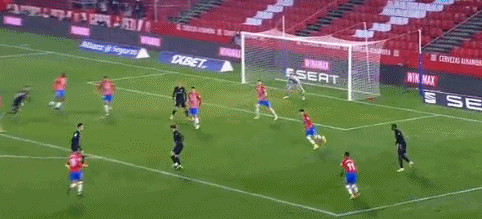 罗马诺：伊镇与那不勒斯就租借卡尤斯特达成协议，等球员点头